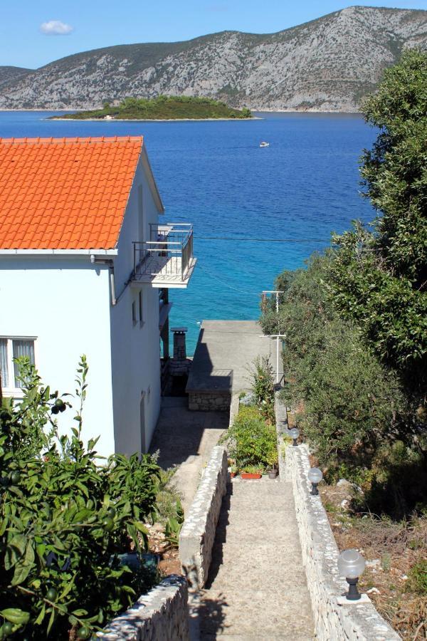 Apartments By The Sea Kneza, Korcula - 9166 Pupnat Exteriör bild