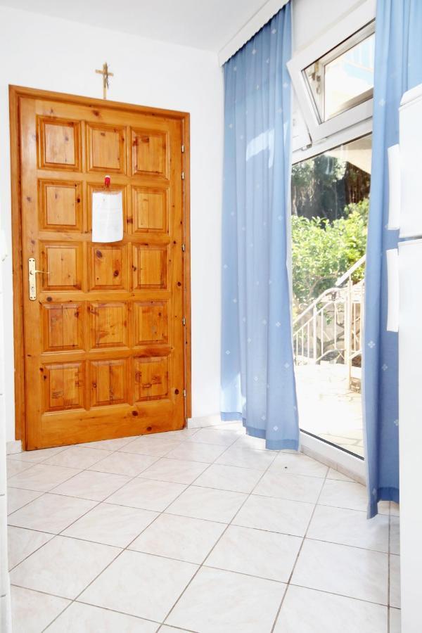 Apartments By The Sea Kneza, Korcula - 9166 Pupnat Exteriör bild