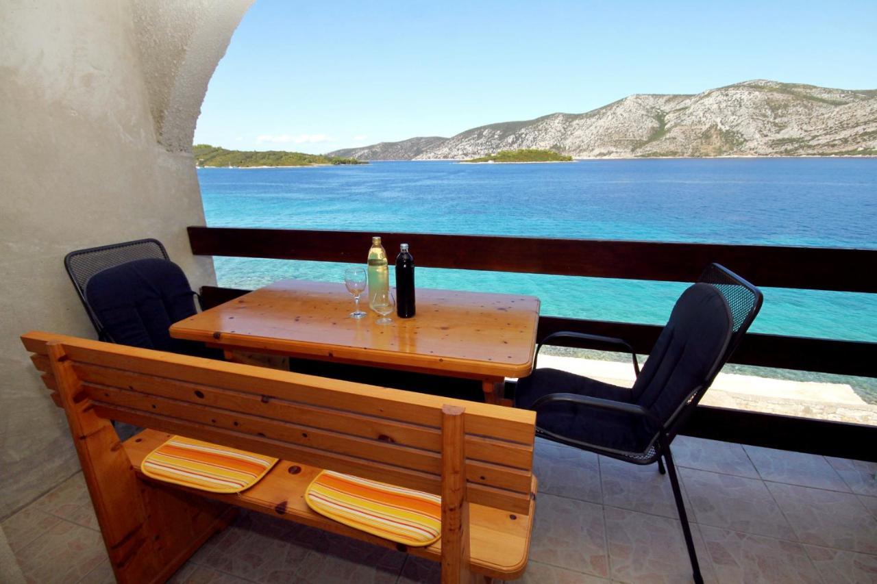 Apartments By The Sea Kneza, Korcula - 9166 Pupnat Exteriör bild