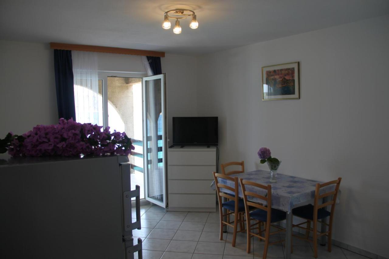 Apartments By The Sea Kneza, Korcula - 9166 Pupnat Exteriör bild